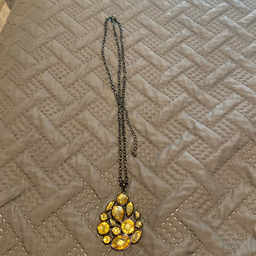 Lia Sophia pendant necklace